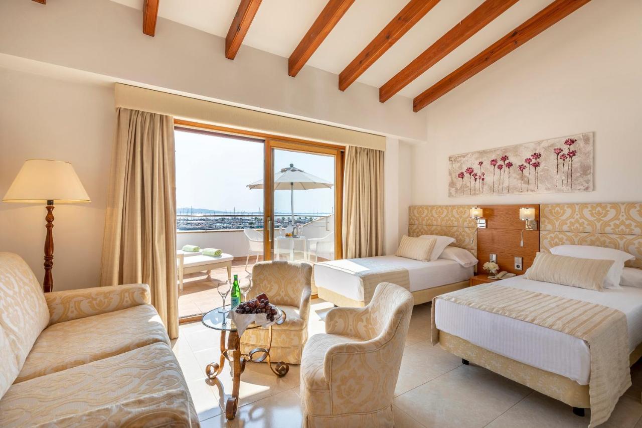 Hotel Miramar Port de Pollenca Bagian luar foto
